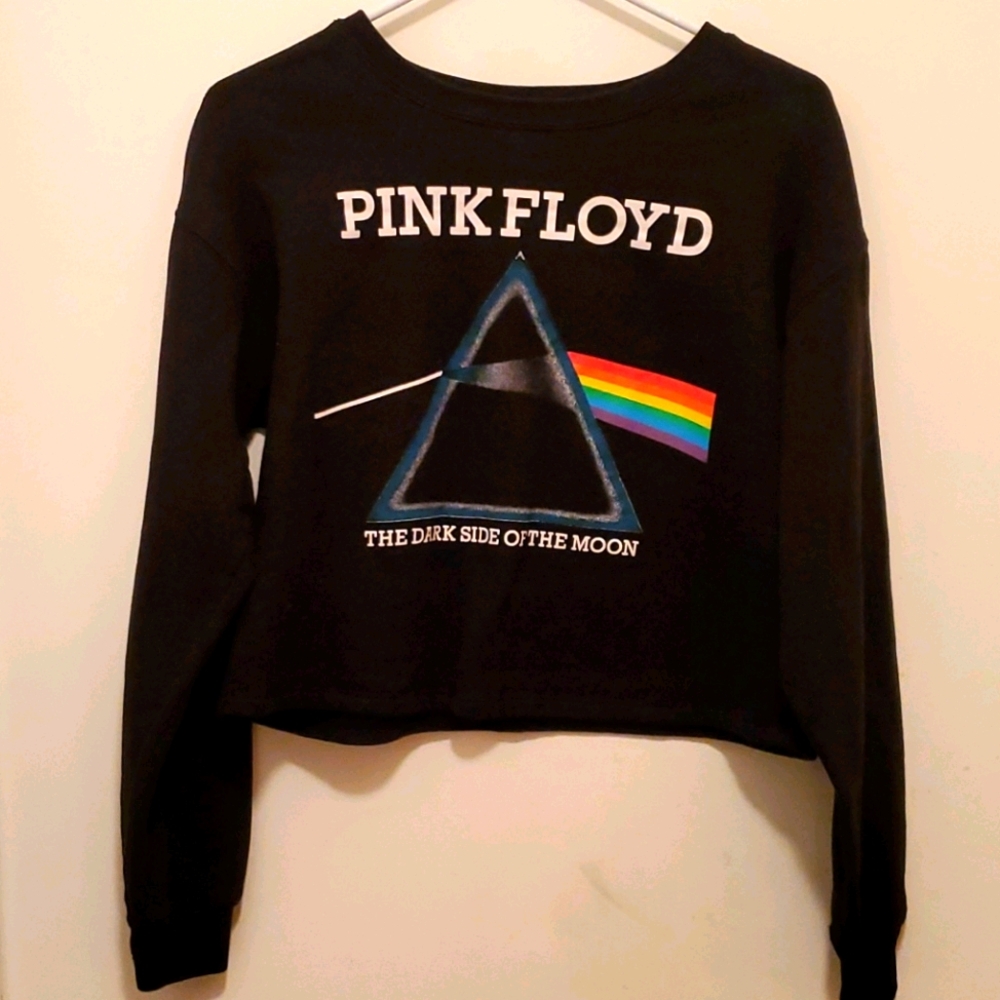 Crop top sweater